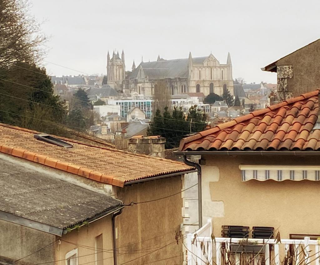 Le Perchoir-Poitiers-Laconciergerie Bagian luar foto